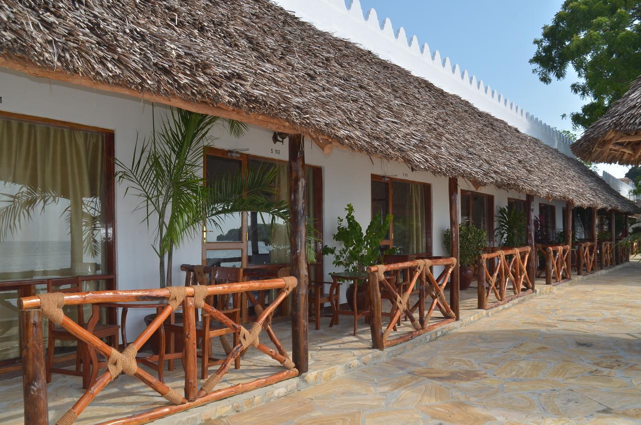 Sea View Beach Hotel Zanzibar Eksteriør billede
